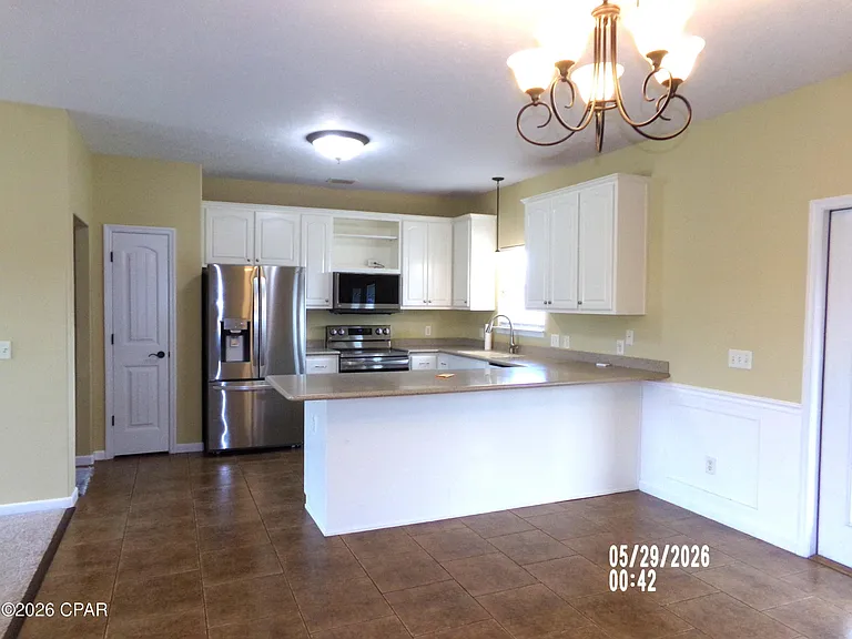 4903 McCall Ln — Photo 5