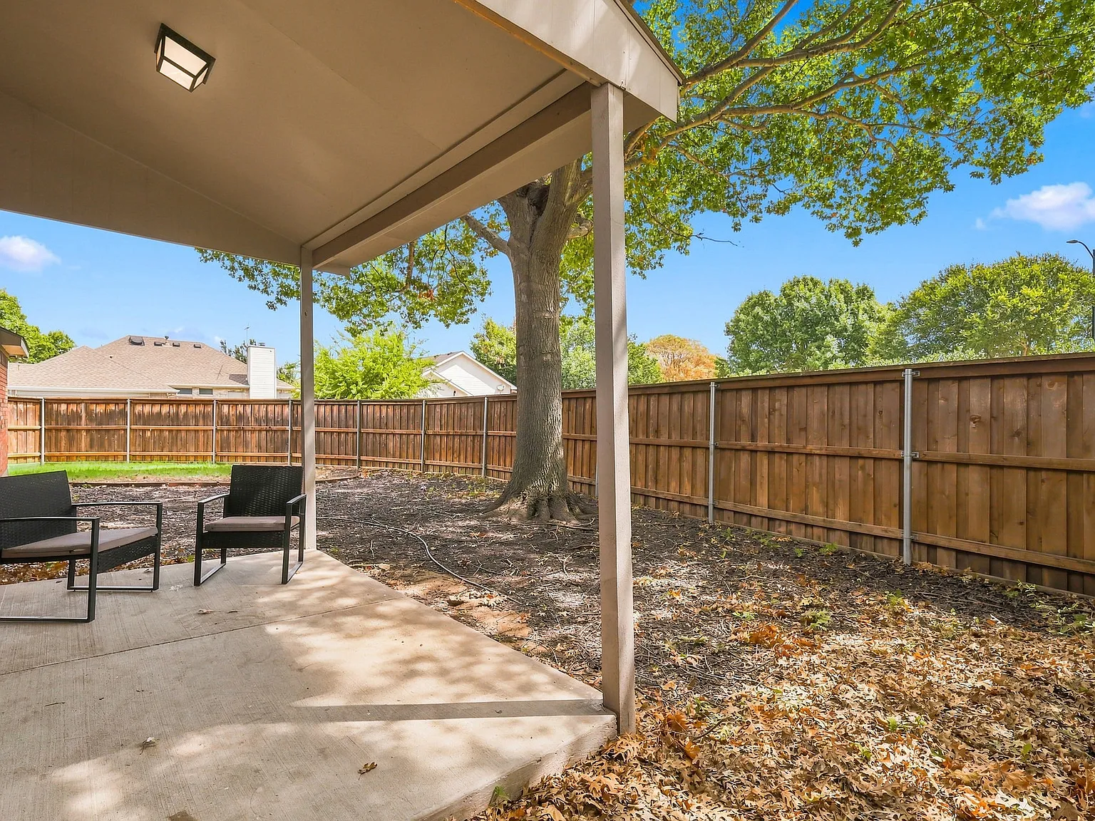 3 bed, 2.5 bath, 1543 sqft, $4,000 — Photo 3