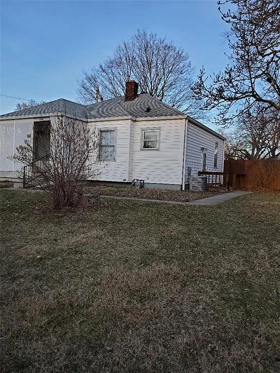 1957 N Colorado Ave photo 1