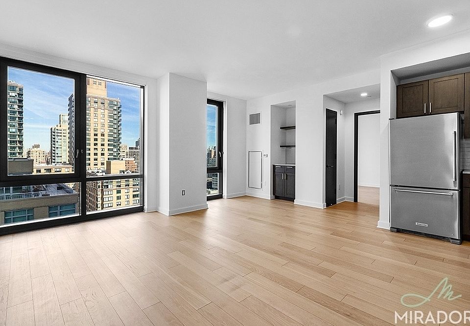 1st image of 21 W End Ave APT 2801