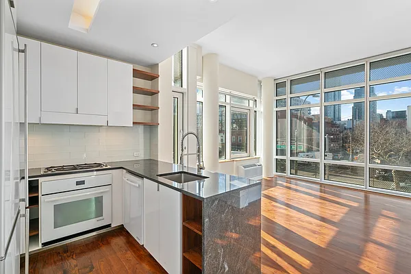 Rented by Nest Seekers International | media 22