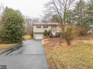 3128 Wild Run Rd, Pennsburg, PA 18073