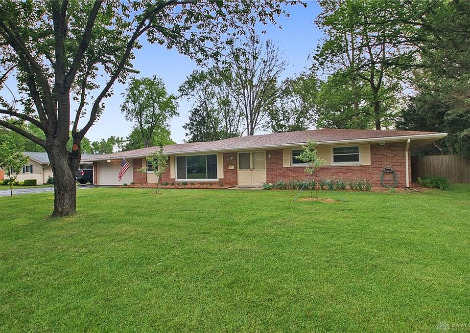 1st image of 2392 Sullivan Dr