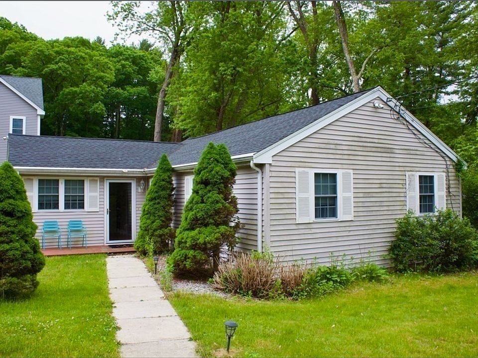 Front of the property.