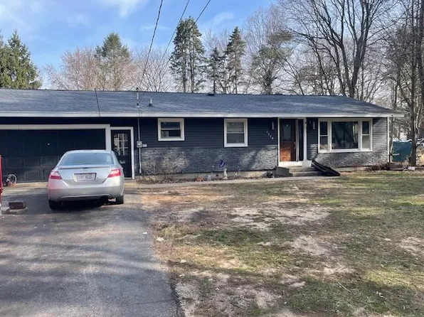 1779 State St, Holland, MI 49424