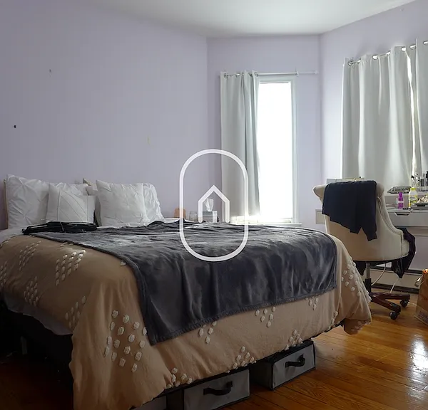 15 Shepherd Ave #1 — Photo 3