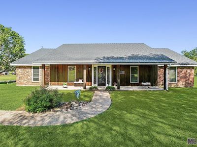 1217 Holly Dr, Slaughter, LA, 70777