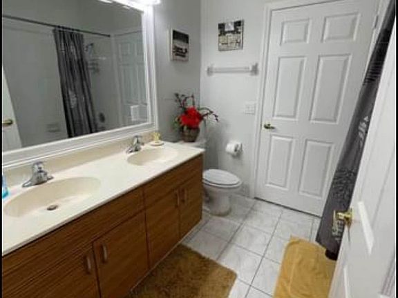 4th image of 1298 NW 167th Ave