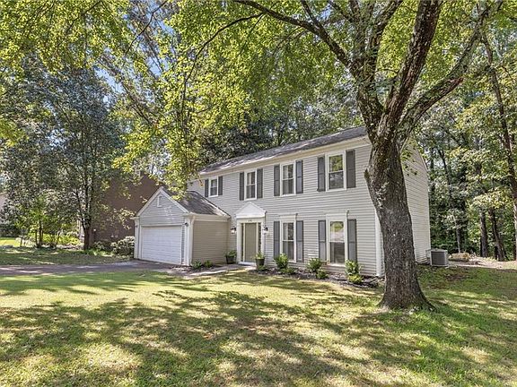 2nd image of 170 Laurel Mill Ct