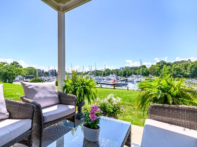 43 Harbor Drive APT 104, Stamford, CT, 06903