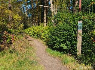 Dundee, Port Townsend, WA 98368