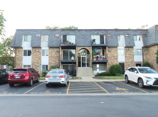 6B E Dundee Quarter Dr Unit 201, Palatine, IL 60074