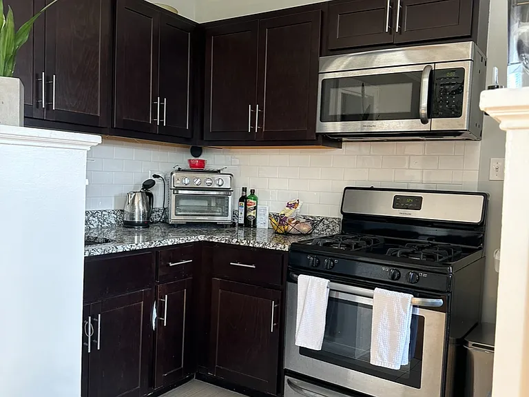 7433 N Seeley Ave #3 — Photo 13