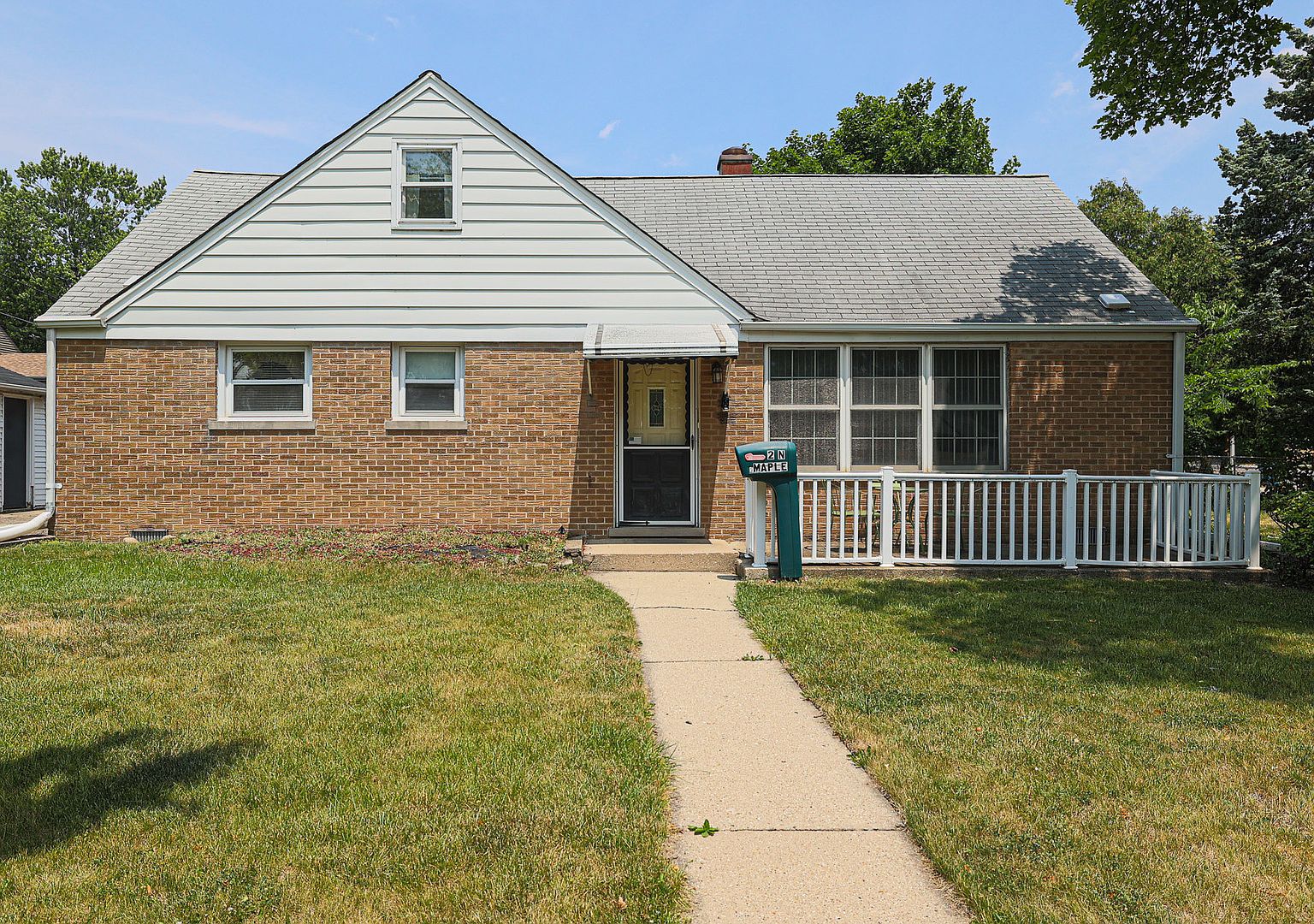 2 N Maple Ct, Addison, IL 60101 Zillow