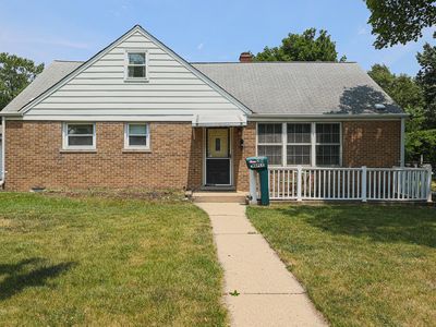 2 N Maple Ct, Addison, IL, 60101