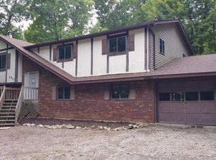 3150 Mohawk Trl, Tobyhanna, PA