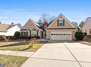 316 Southgate Dr, Locust Grove, GA 30248