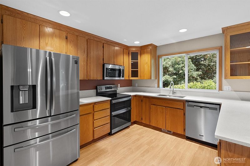 5th image of 11101 135th Street Ct E