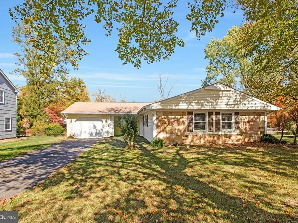 12507 Rambling Ln, Bowie, MD 20715