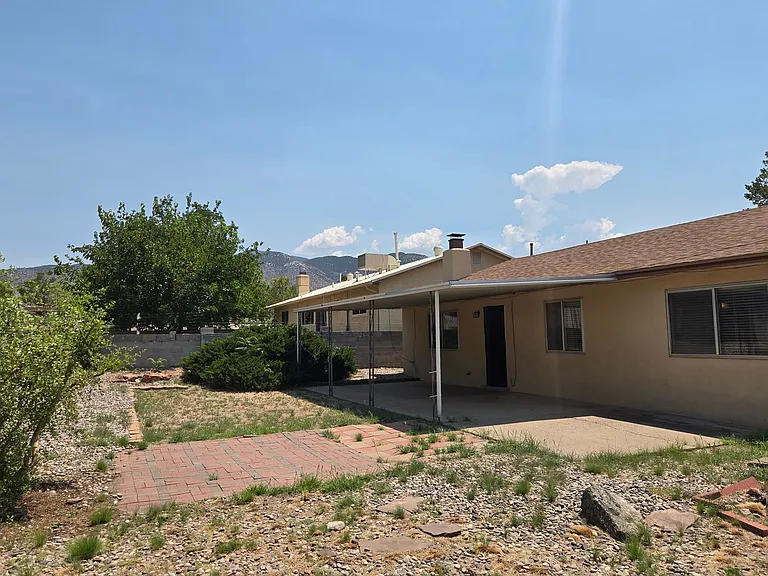 11317 Baja Dr NE — Photo 13