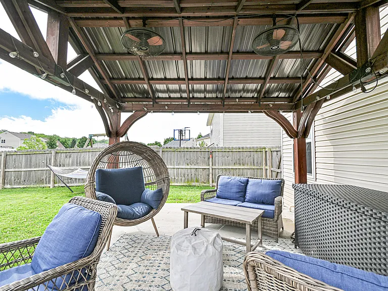 4372 Dobbin Cir — Photo 42