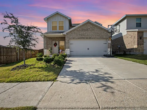 1301 Draper Ln, Forney, TX 75126