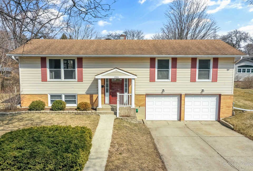 1st image of 1306 E Sanborn Dr