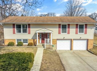1306 E Sanborn Dr, Palatine, IL 60074