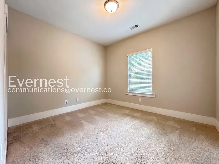 6010 Winding Lakes Dr — Photo 18