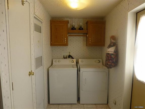 5th image of 5095 Deodar St