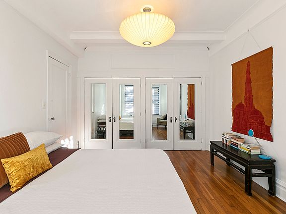 4th image of 467 Central Park W APT 4F