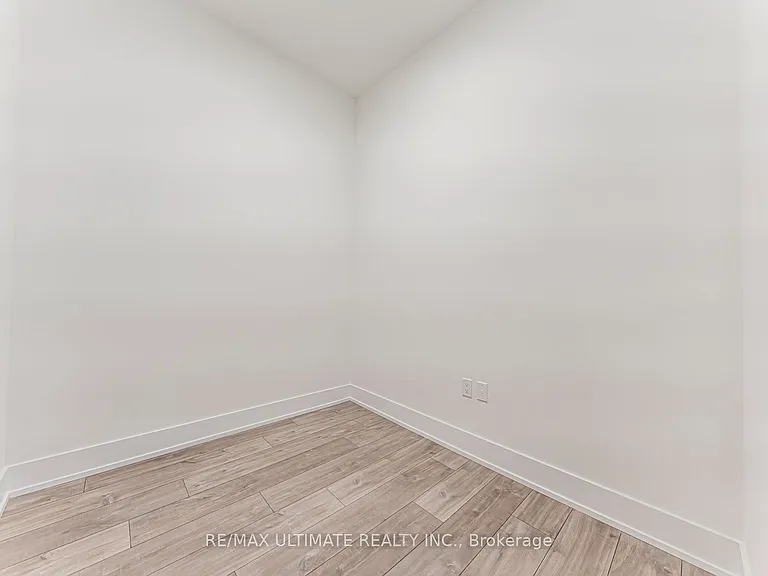 858 Dupont St #Penthouse 16 — Photo 19