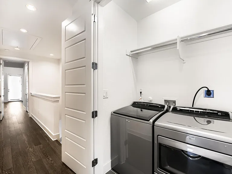 4405 Night Owl Ln — Photo 21