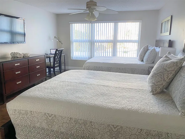 405 N Ocean Blvd #207 — Photo 10