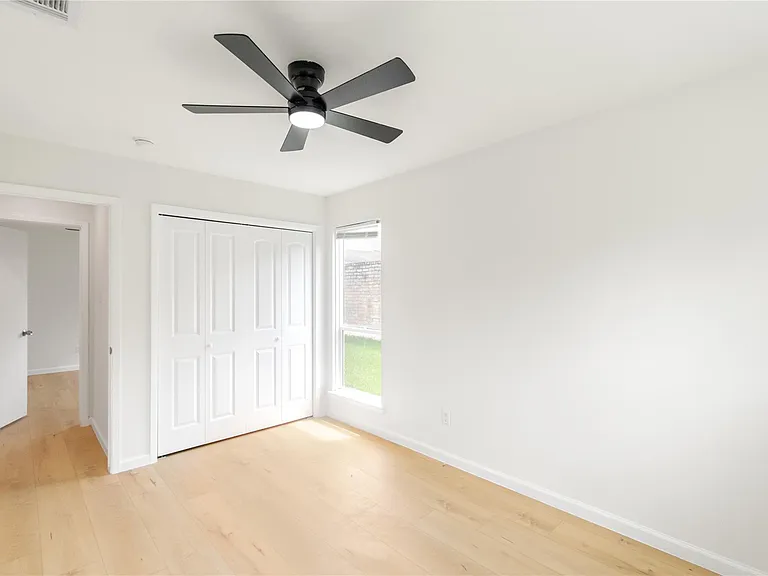 6423 Coachwood Dr — Photo 27