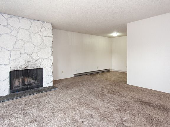 2nd image of 5100 W Clearwater Ave APT C102