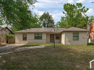 9033 Oak Knoll Ln, Houston, TX 77078