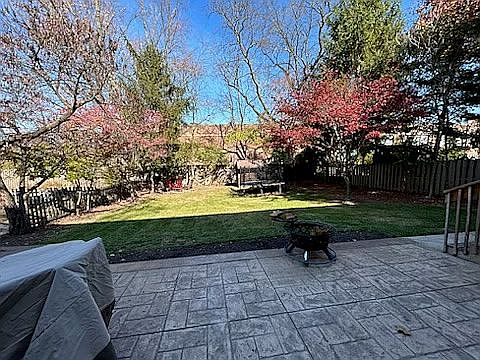 2nd image of 20 W North St