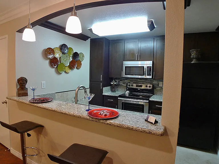 Villa De Adel Apts — Photo 74