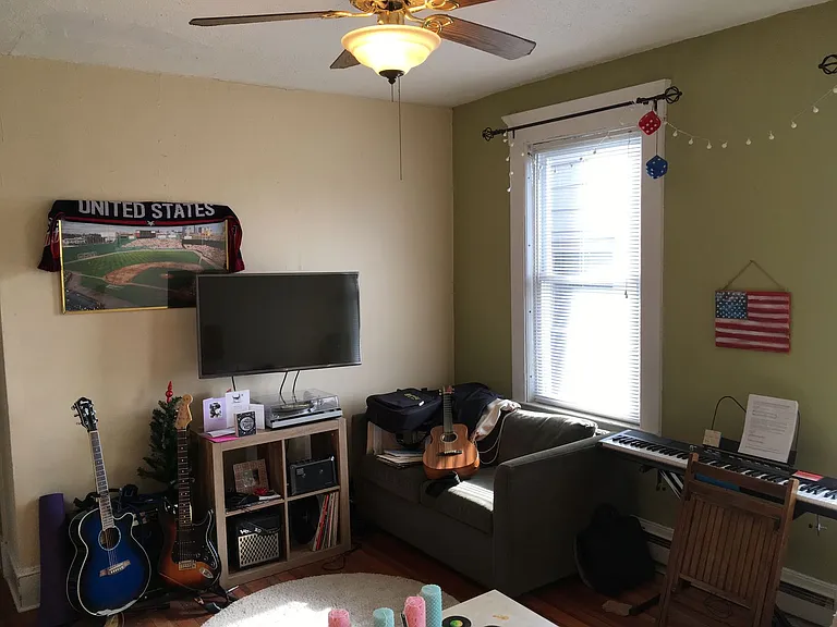 968 State St #B7 — Photo 3