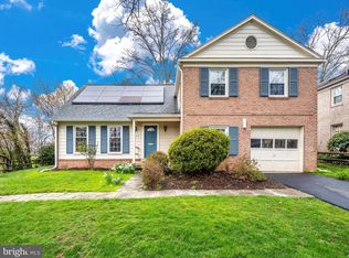 9409 Union Pl, Gaithersburg, MD 20886