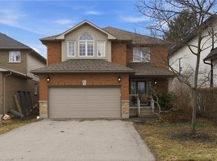 84 Duncairn Cres, Hamilton, ON L9C 6G1