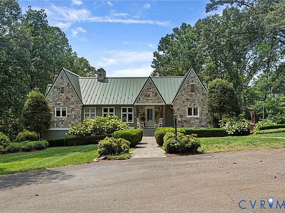 4th image of 12319 Bienvenue Rd