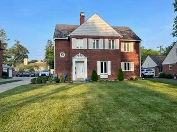 2442 Northwest Blvd, Columbus, OH 43221