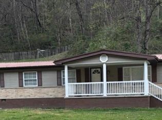 1700 Arkansas Creek Rd, Martin, KY 41649