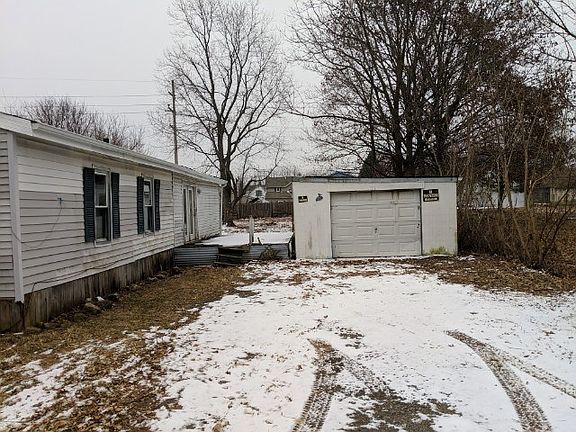 3rd image of 620 Euclid Ave