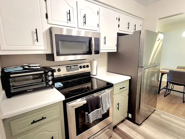 253 White Oak Rd #F — Photo 16