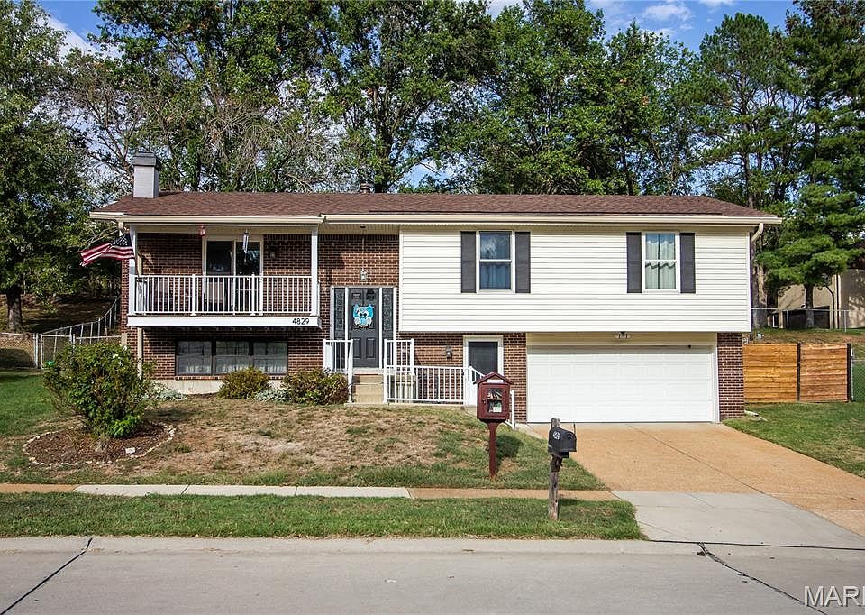 1st image of 4829 Vermilion Dr