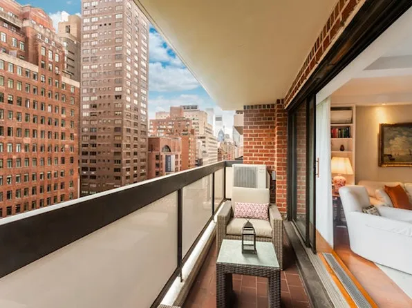 750 Park Avenue image 8 of 9