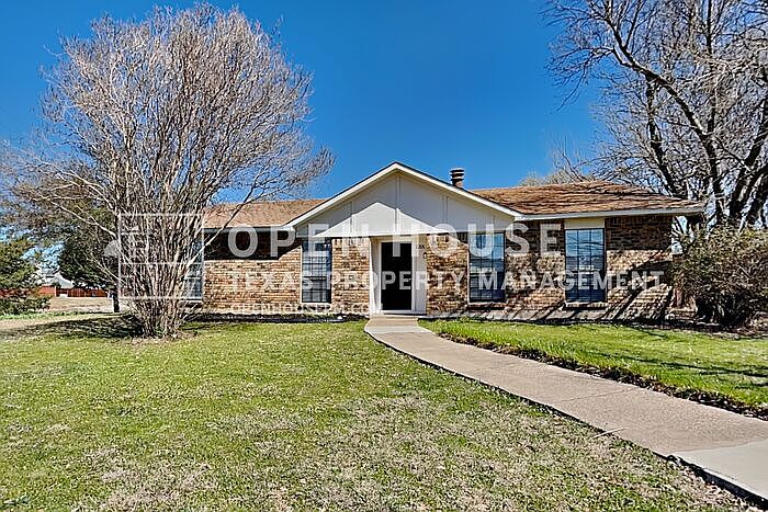 1st image of 1201 Creekwood Ct